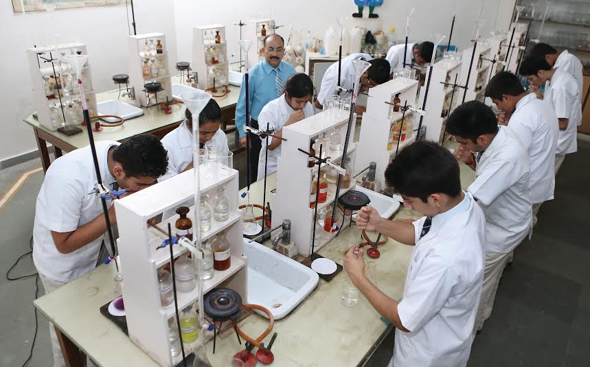 Domar Government College Chemistry Lab